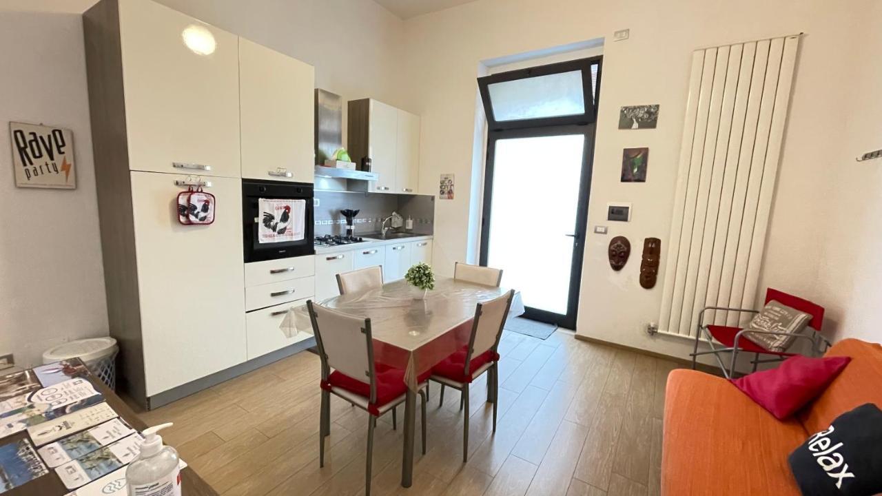 Dimora Messapia Apartment Brindisi Bagian luar foto